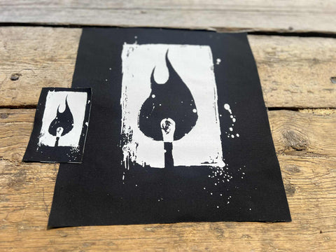 Écusson noir